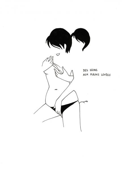 Des seins aux mains lovées